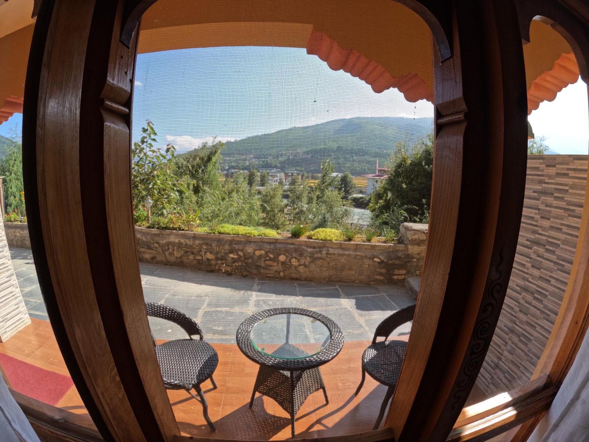 Rema Resort Паро Екстериор снимка