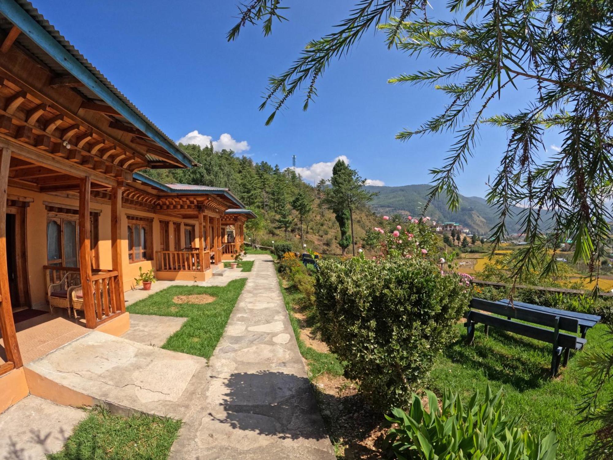 Rema Resort Паро Екстериор снимка